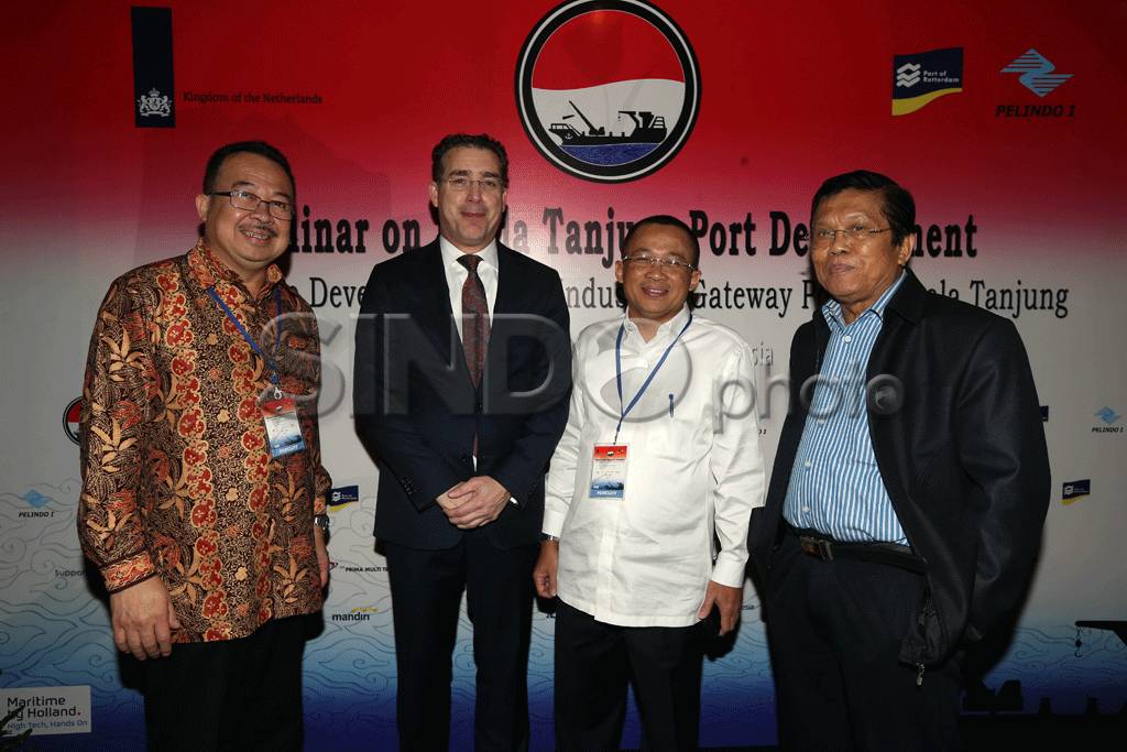 Pengembangan Pelabuhan...