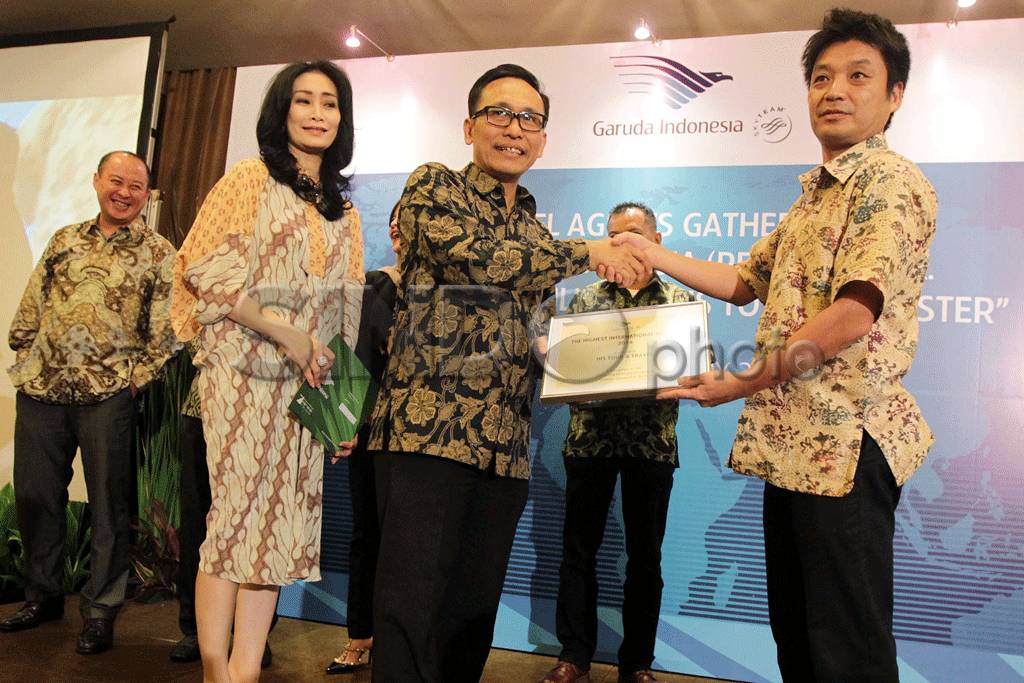 Garuda Beri Penghargaan...