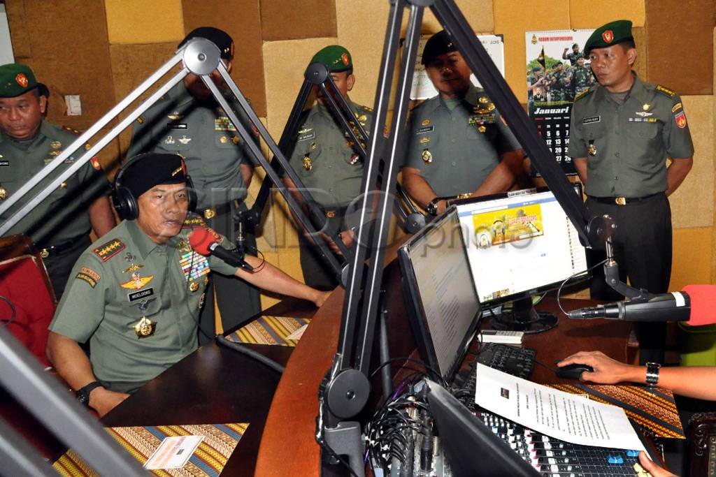 Panglima TNI Sapa Pendengar...
