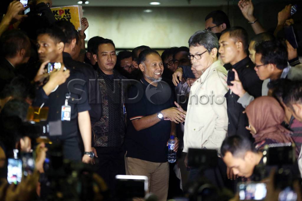 Bambang Widjojanto Dibebaskan