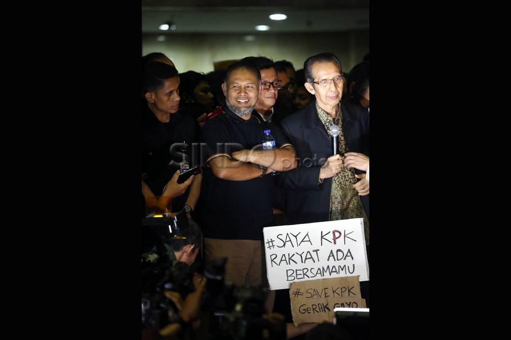 Bambang Widjojanto Dibebaskan