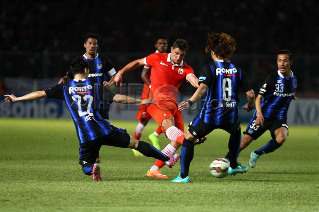 Persija Dihancurkan...
