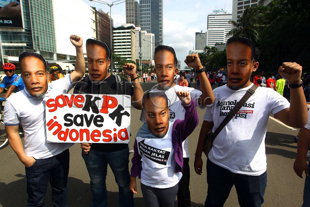 Aksi Damai Masyarakat...