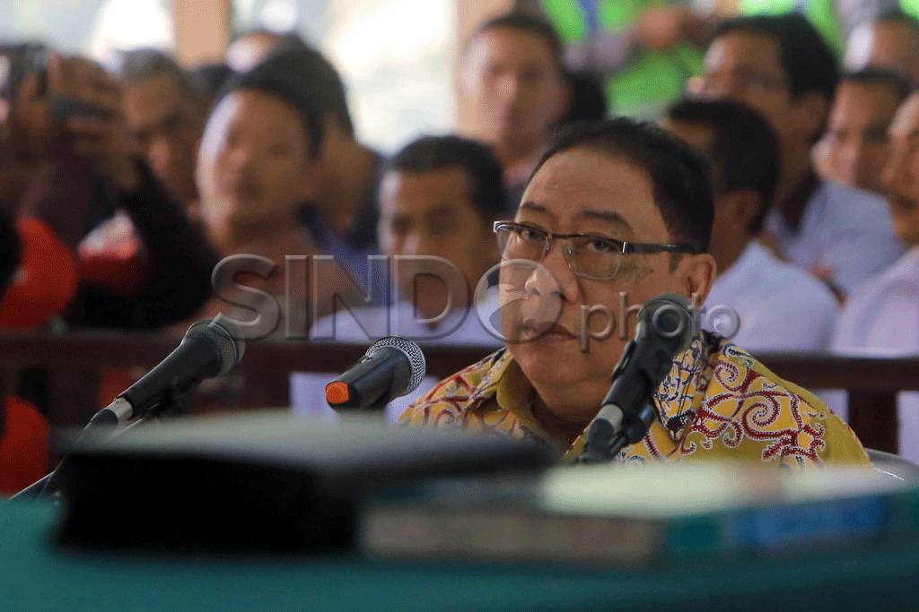 Irianto MS Syafiuddin...
