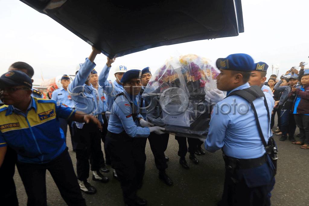 Jenazah Pramugari AirAsia...