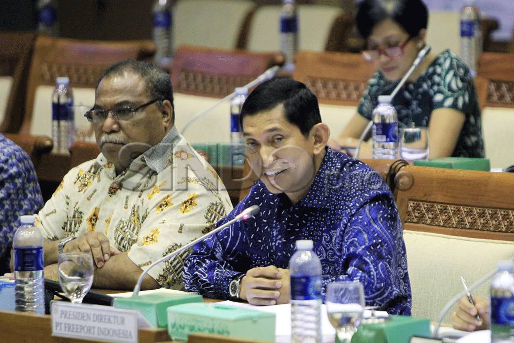 Komisi VII DPR Panggil...