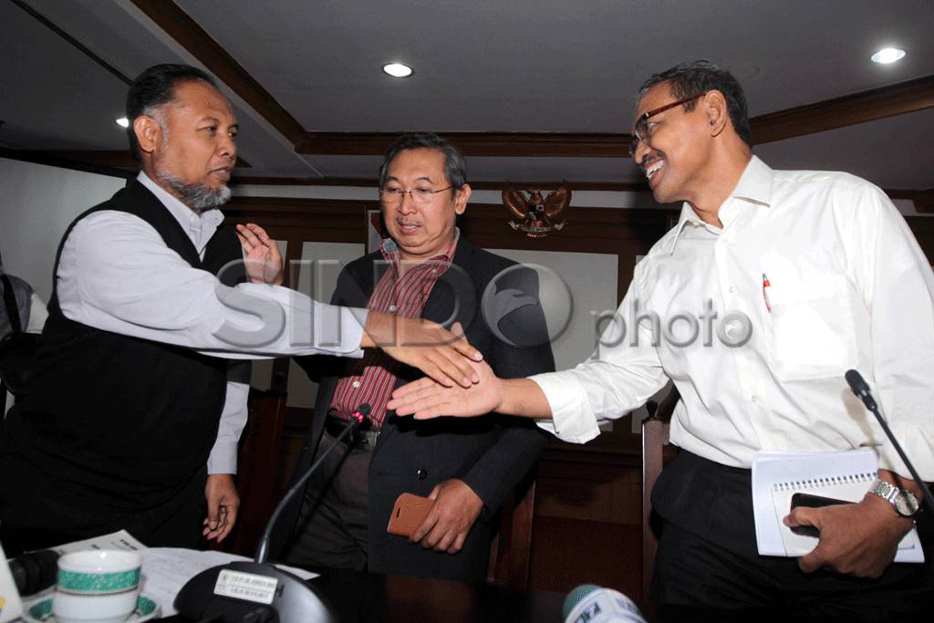 Bambang Widjojanto Lapor...