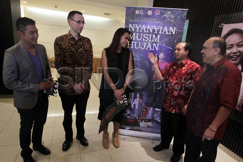Film Nyanyian Musim...