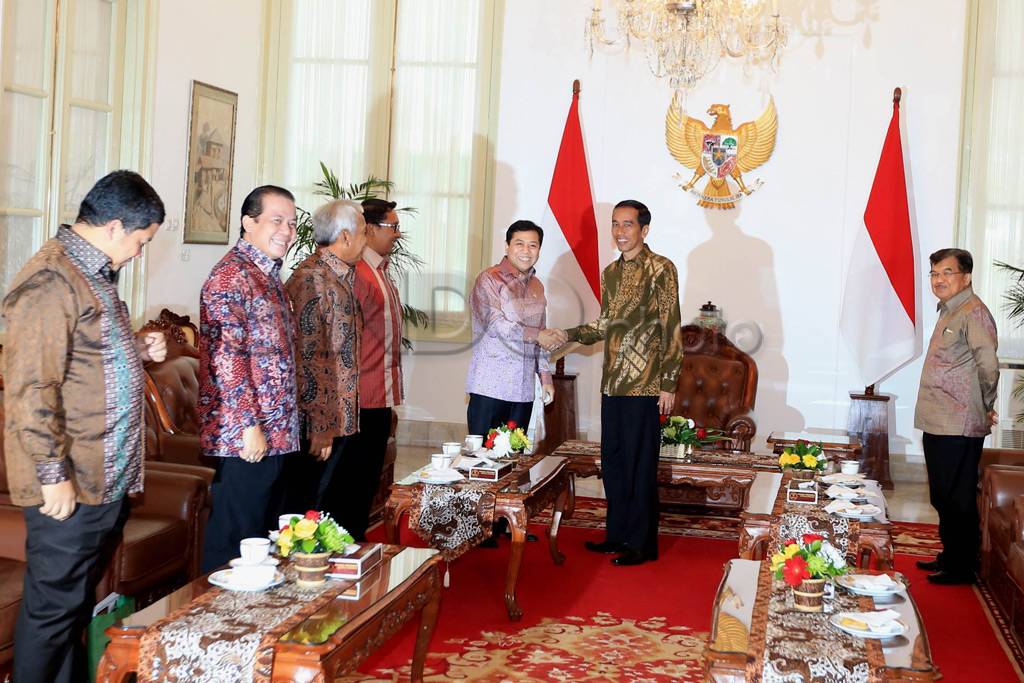 Presiden-DPR Rapat Konsultasi...