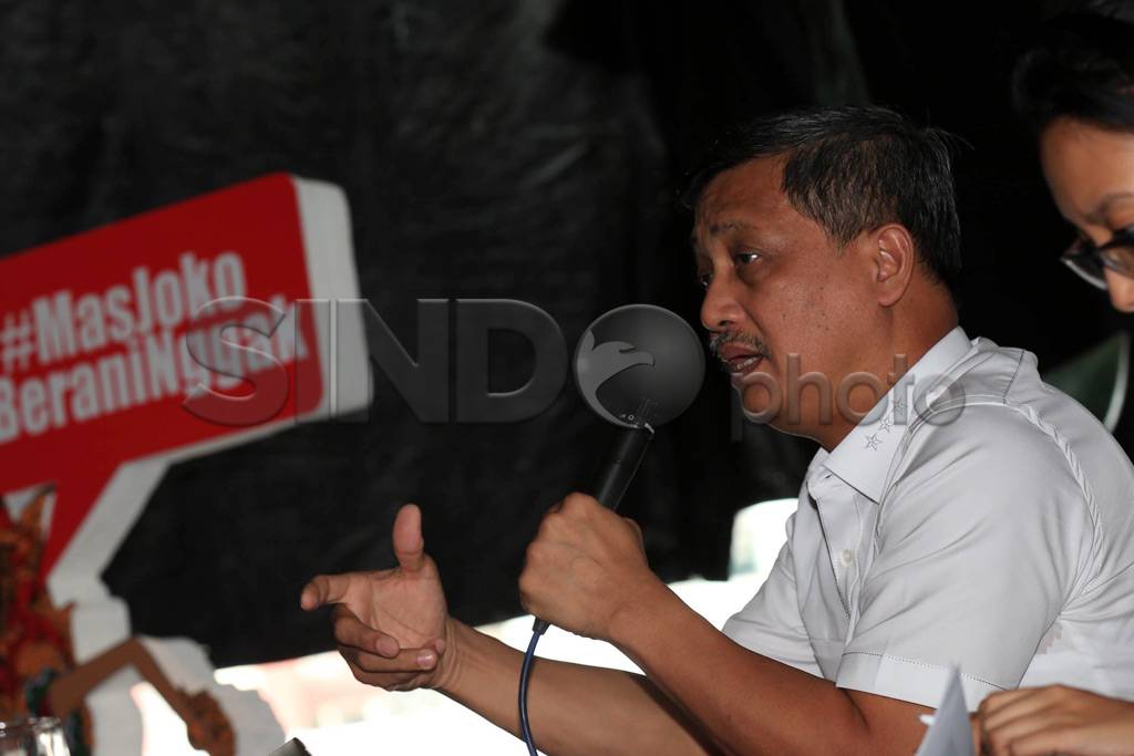 Diskusi 100 Hari Pemerintahan...