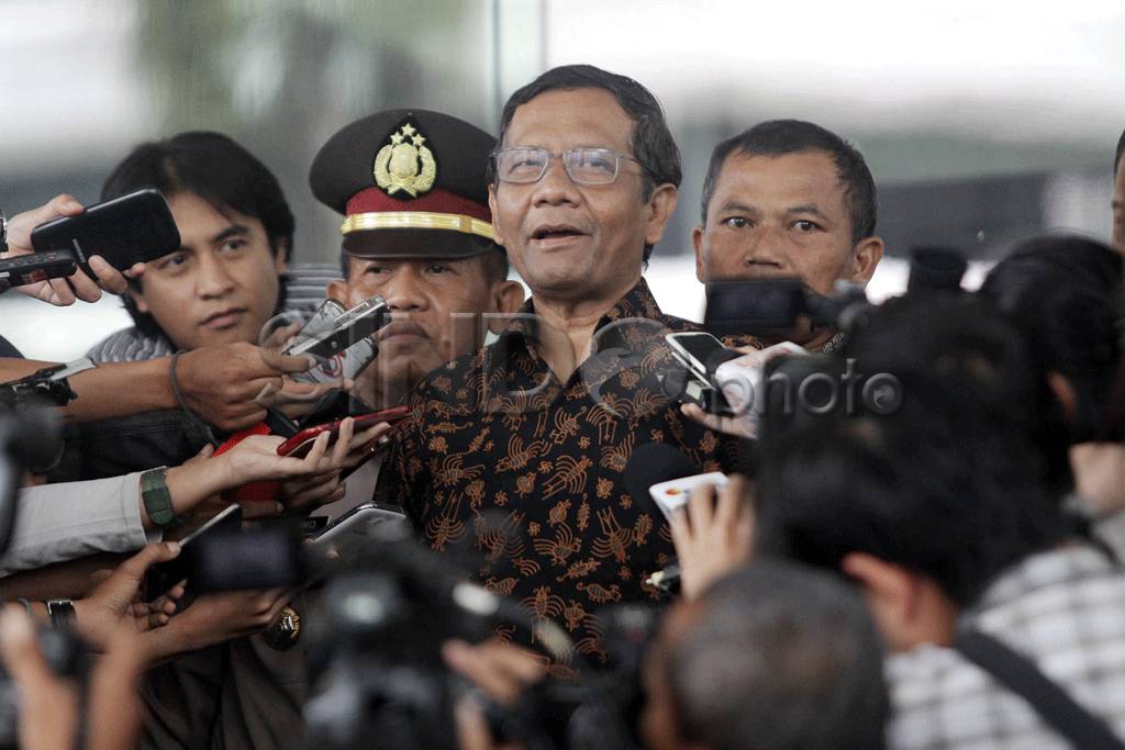 Mahfud MD Sambangi KPK