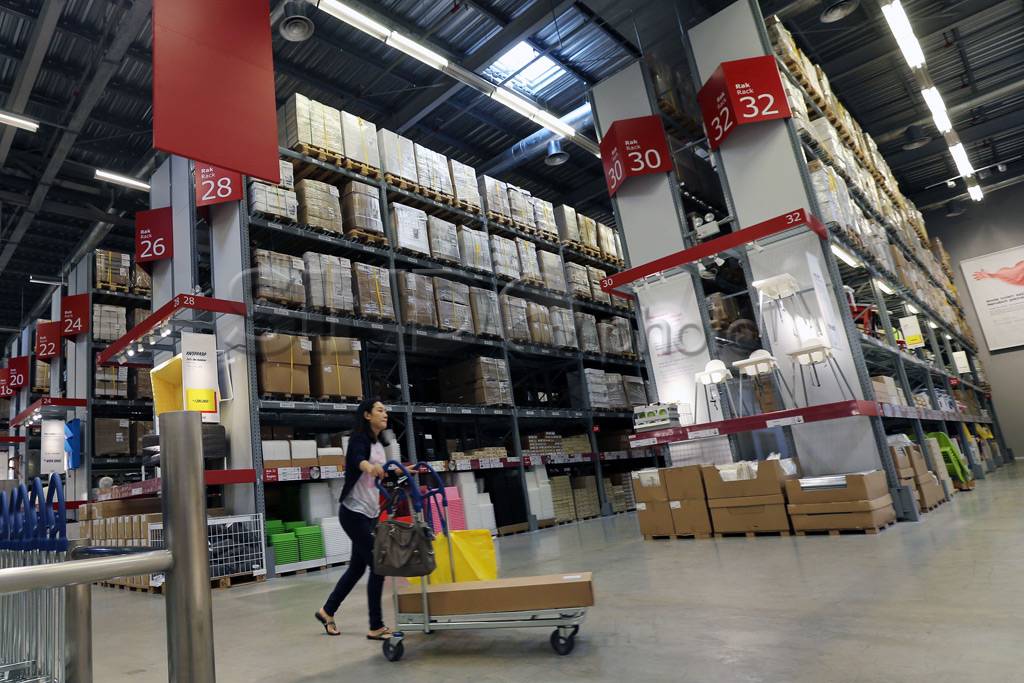 IKEA Gunakan Solusi...