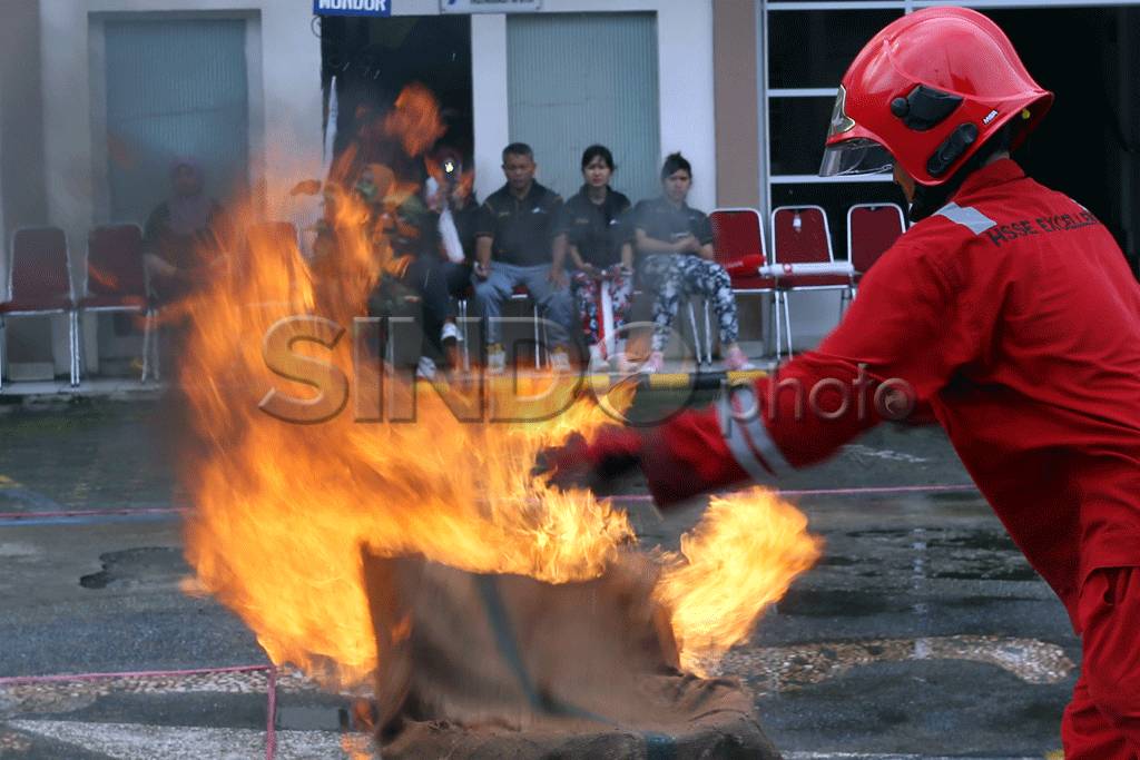 Pertamina Plaju Gelar...