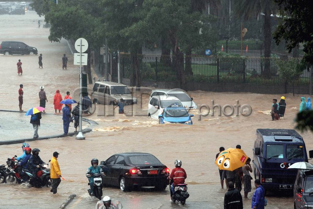 Jalan Medan Merdeka...