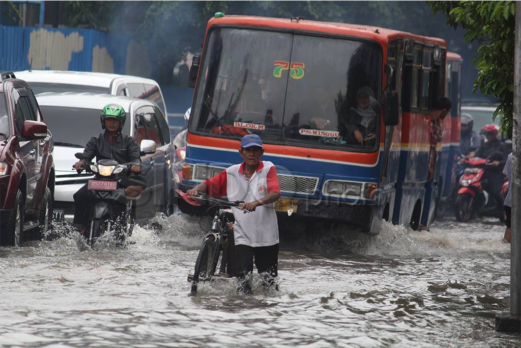 Sejumlah Ruas Jalan...
