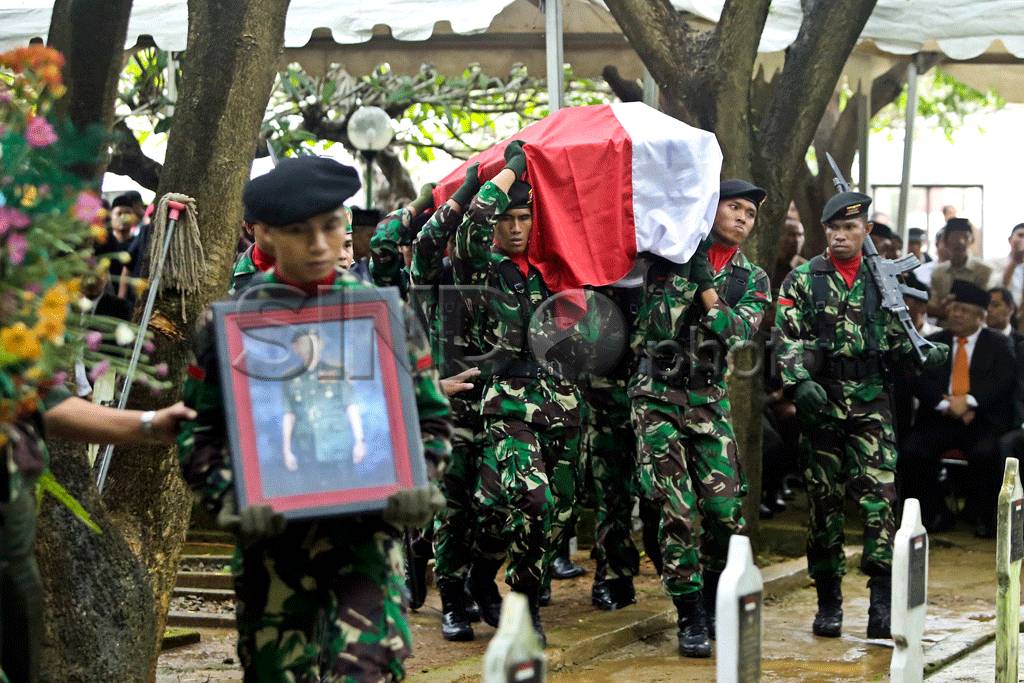 Wapres Jusuf Kalla Hadiri...