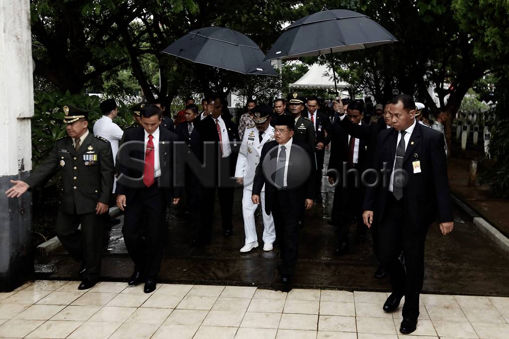 Wapres Jusuf Kalla Hadiri...