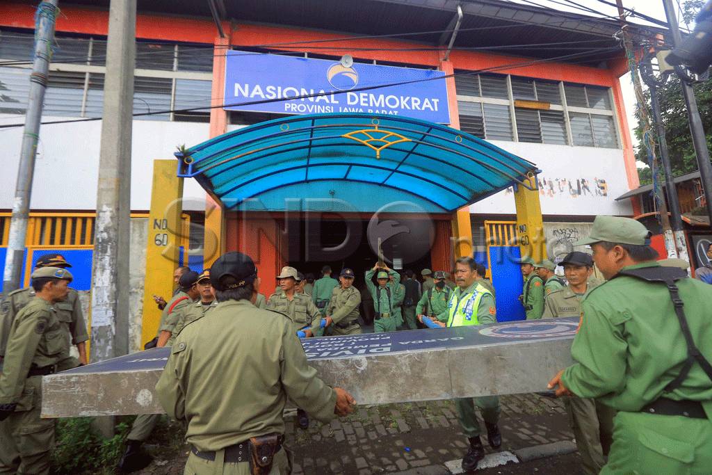 Bangunan Liar di Kawasan...