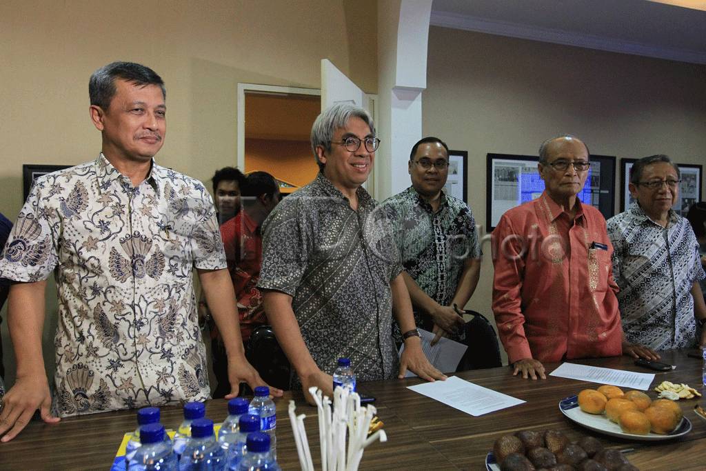 Tim 9 Gelar Pertemuan...