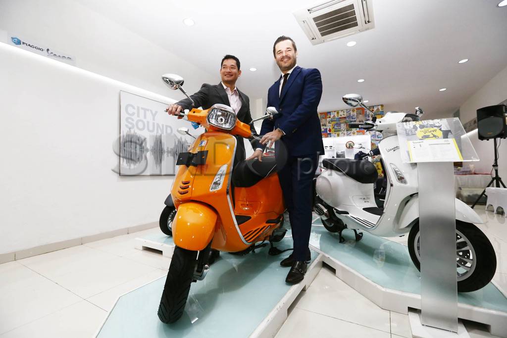 Piaggio Buka Showroom...