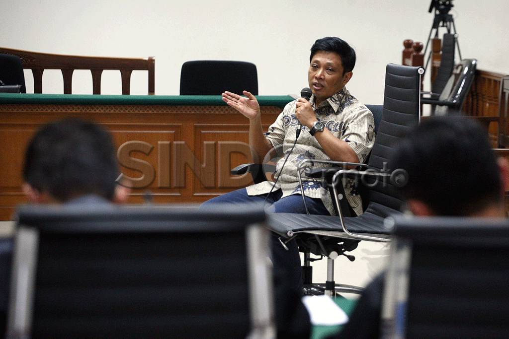 Mahfud Suroso Ikuti...