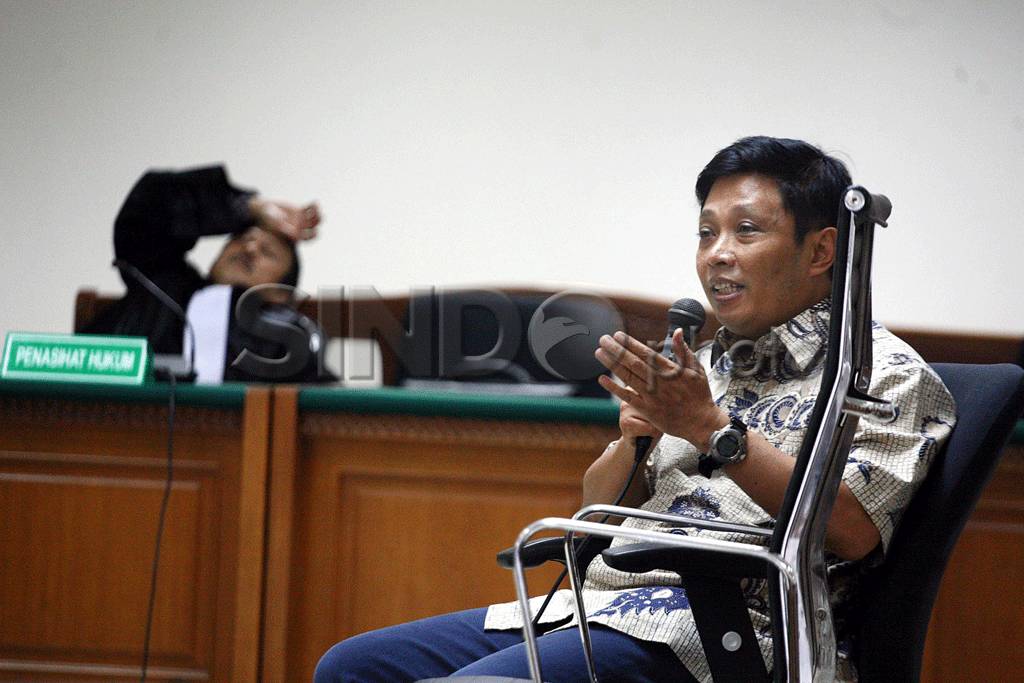 Mahfud Suroso Ikuti...