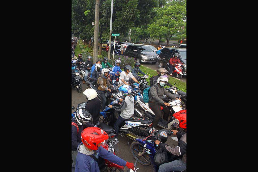 Lawan Arus, Jalan Joglo...