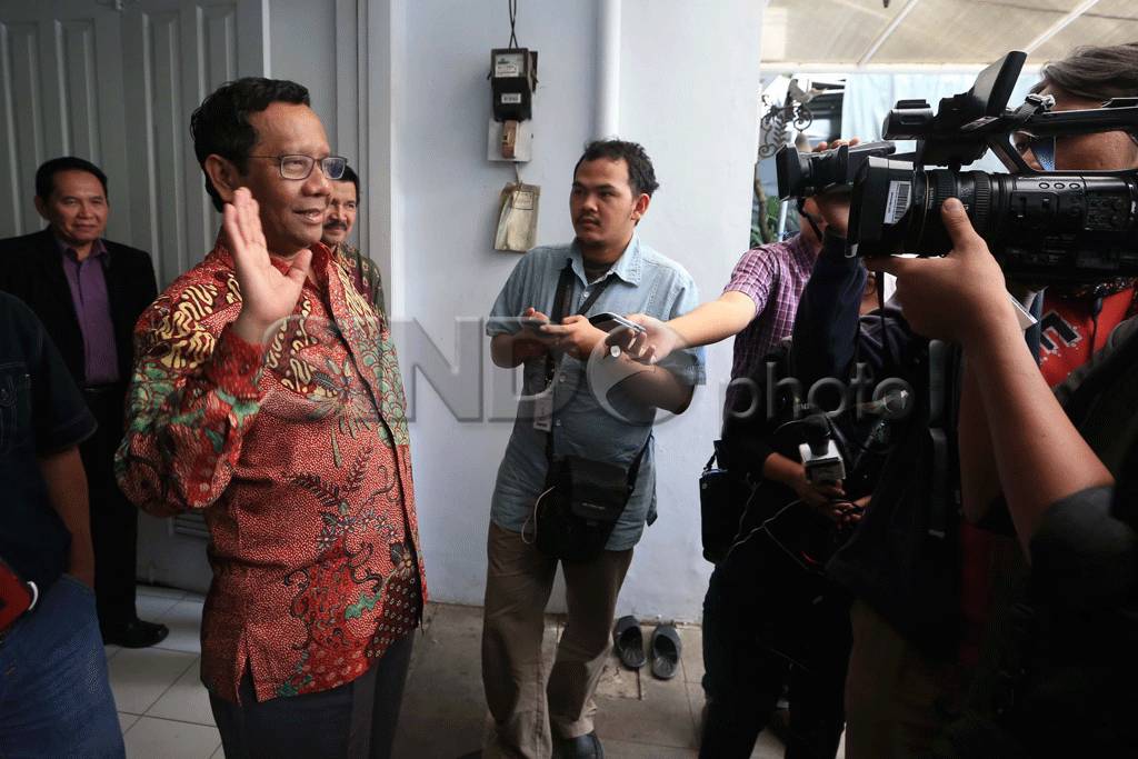 Mahfud MD Temui Rachmawati...