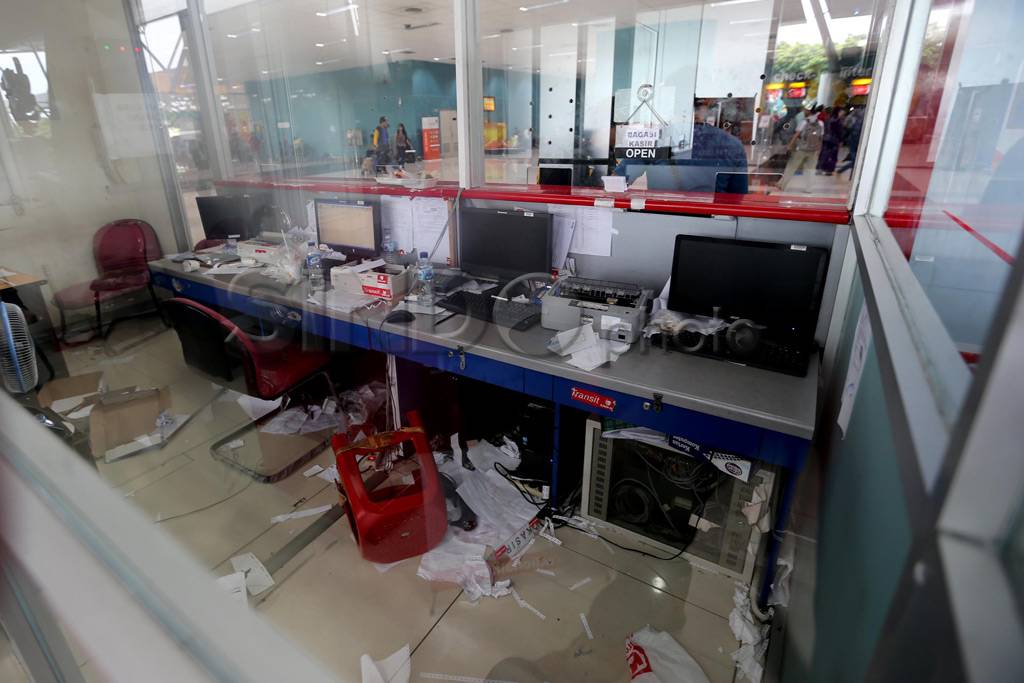 Sore Ini, Lion Air Batalkan...
