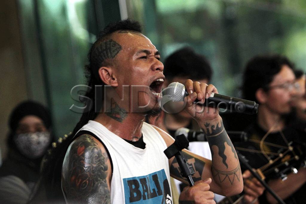 Group Band Punk Marjinal...
