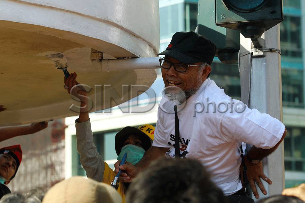 Masyarakat dan Polisi...