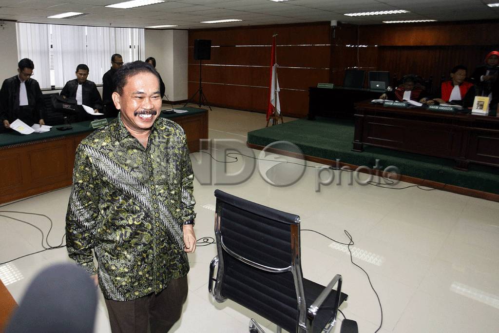 Raja Bonaran Situmeang...