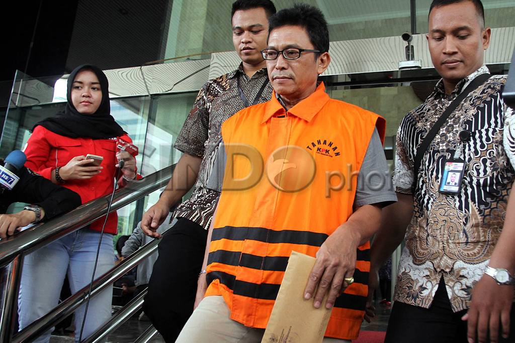 KPK Lanjutkan Pemeriksaan...