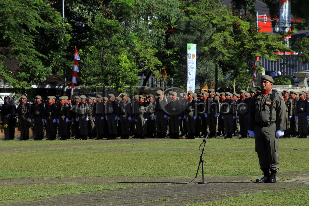 Kiprah Satpol PP Hadapi...