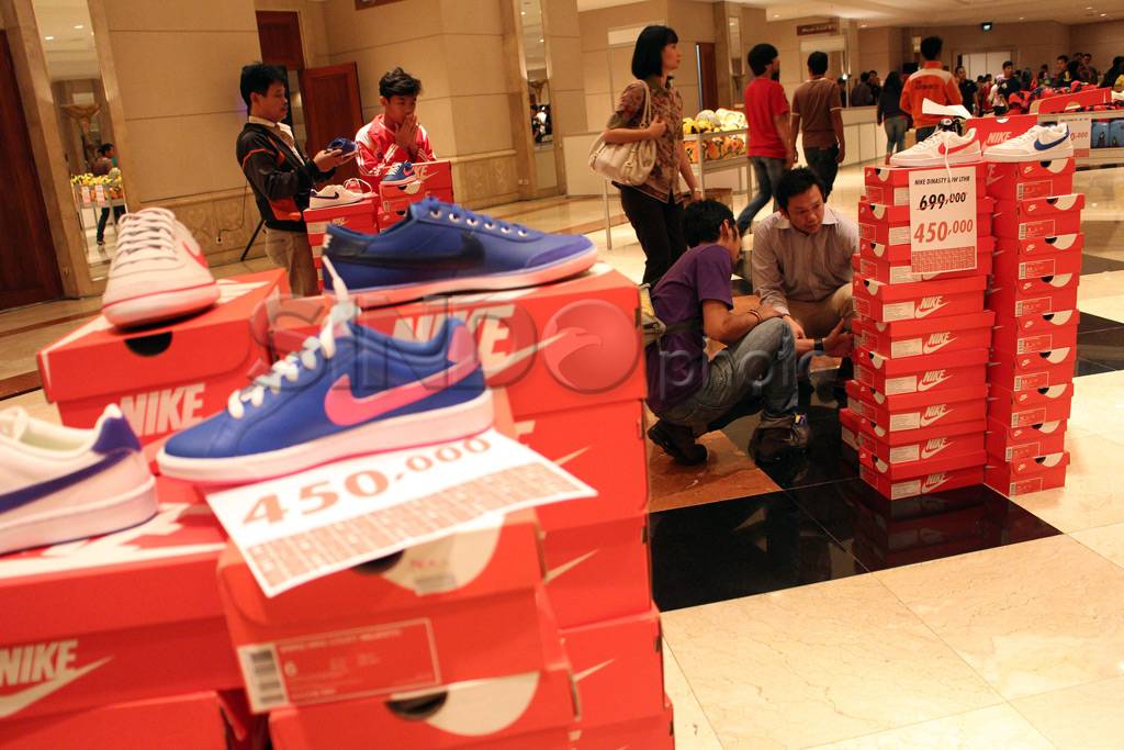 Diskon Bank Mega di...
