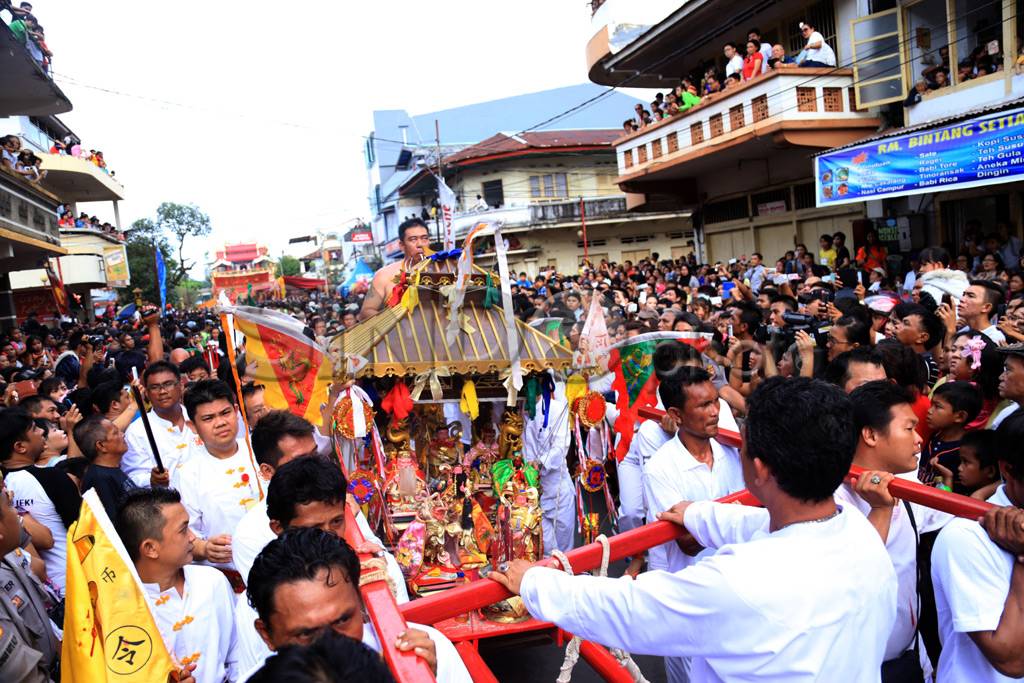 Kemeriahan Cap Go Meh...