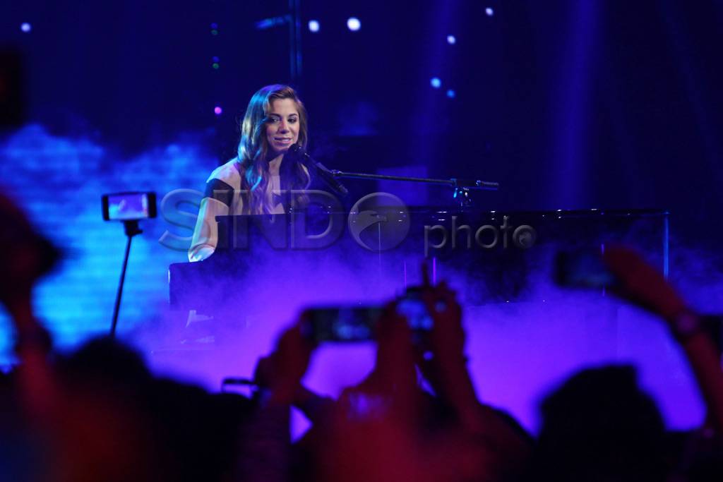 Mega Konser Dunia Christina...