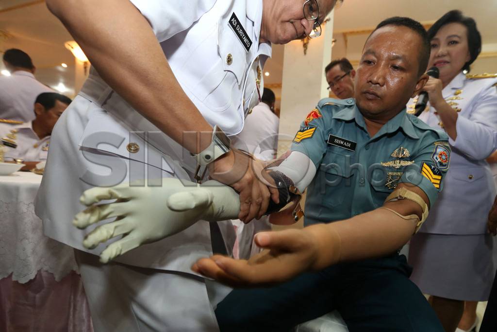 Pengguna Bionic Hand...