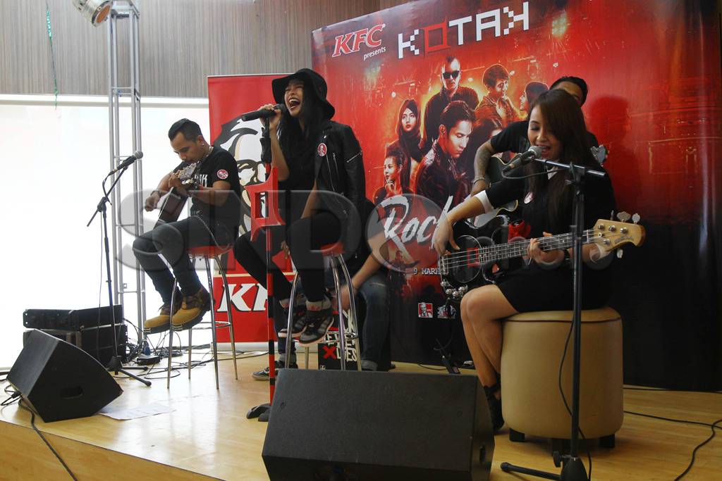 Kotak Raih Multiplatinum