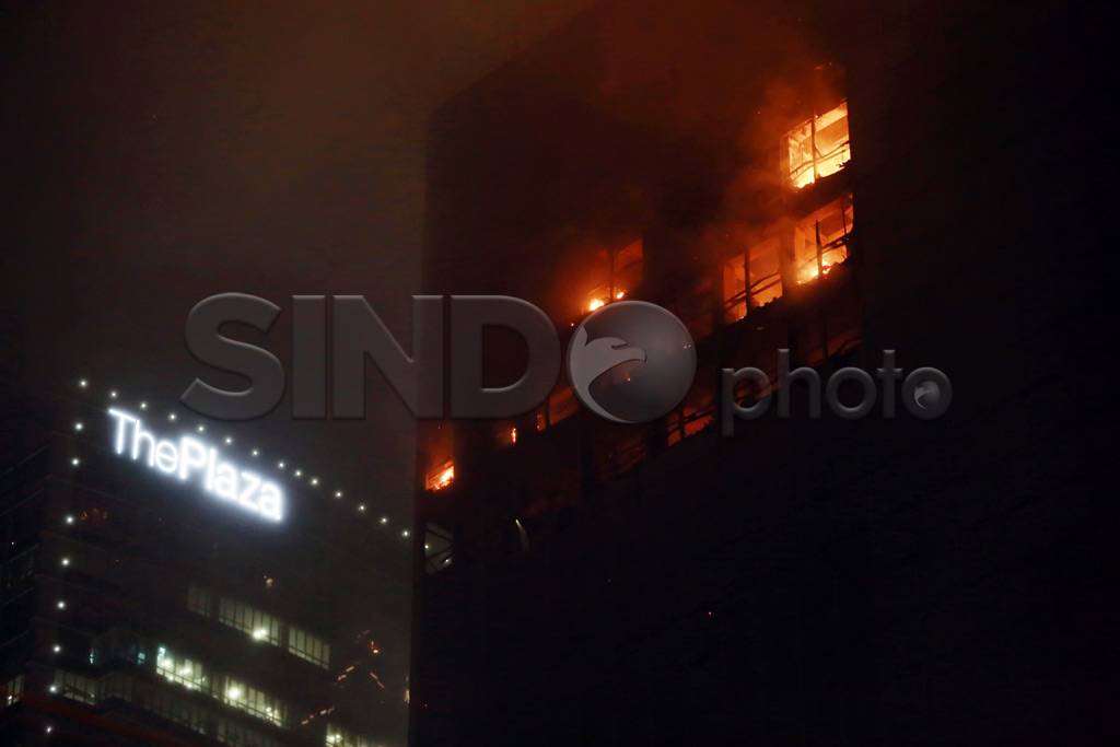 Gedung Kosgoro Terbakar