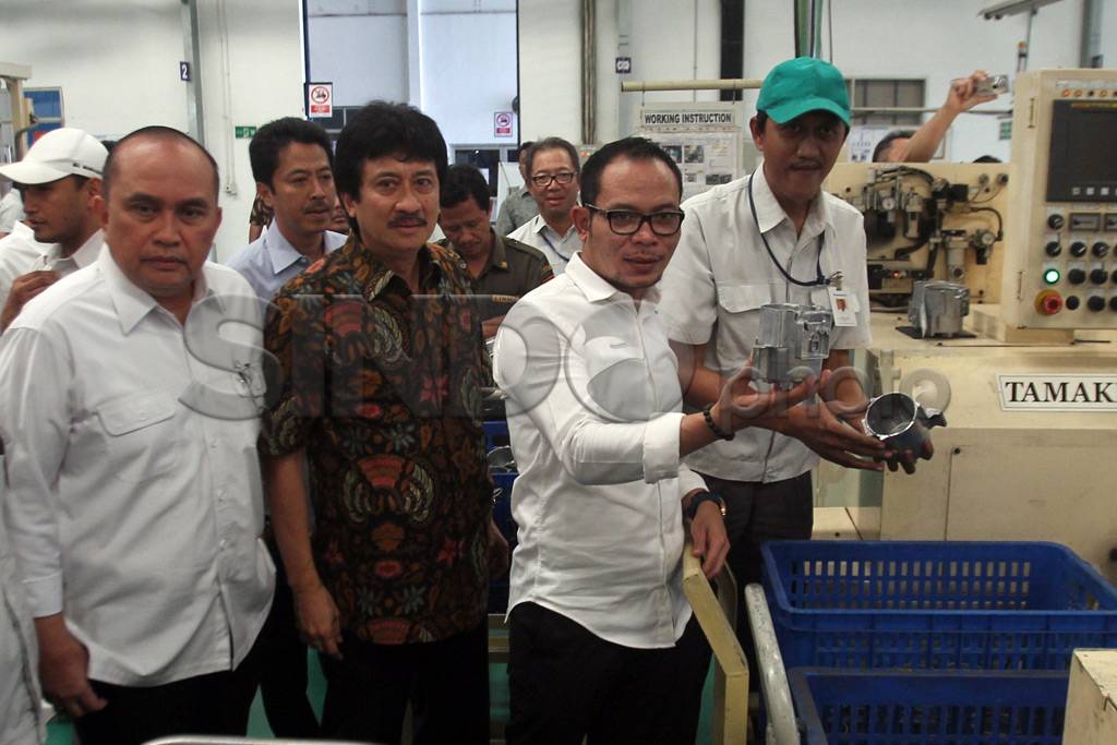 Menteri Hanif Tinjau...