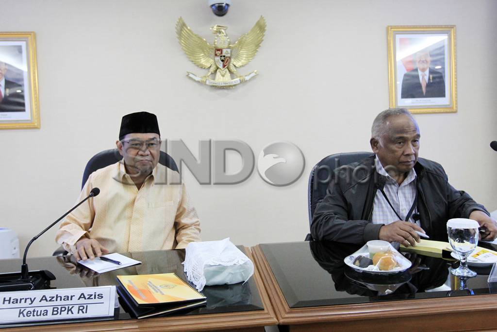 KPK Serahkan Laporan...
