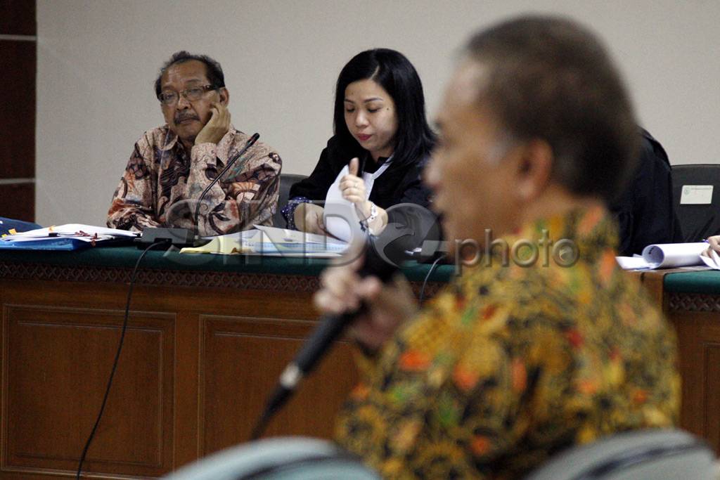 Pengadilan Tipikor Lanjutkan...