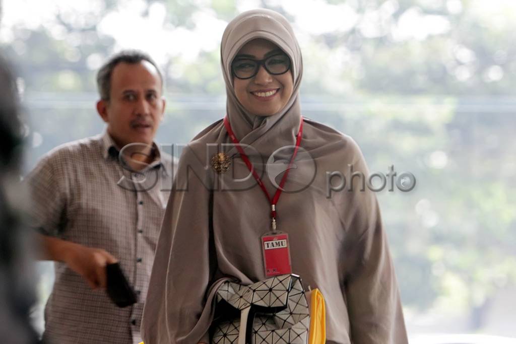 KPK Periksa Istri Muda...