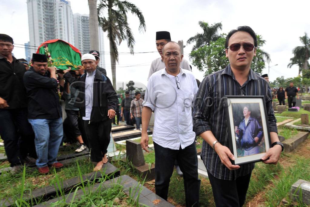 Pemakaman Haryanto Taslam