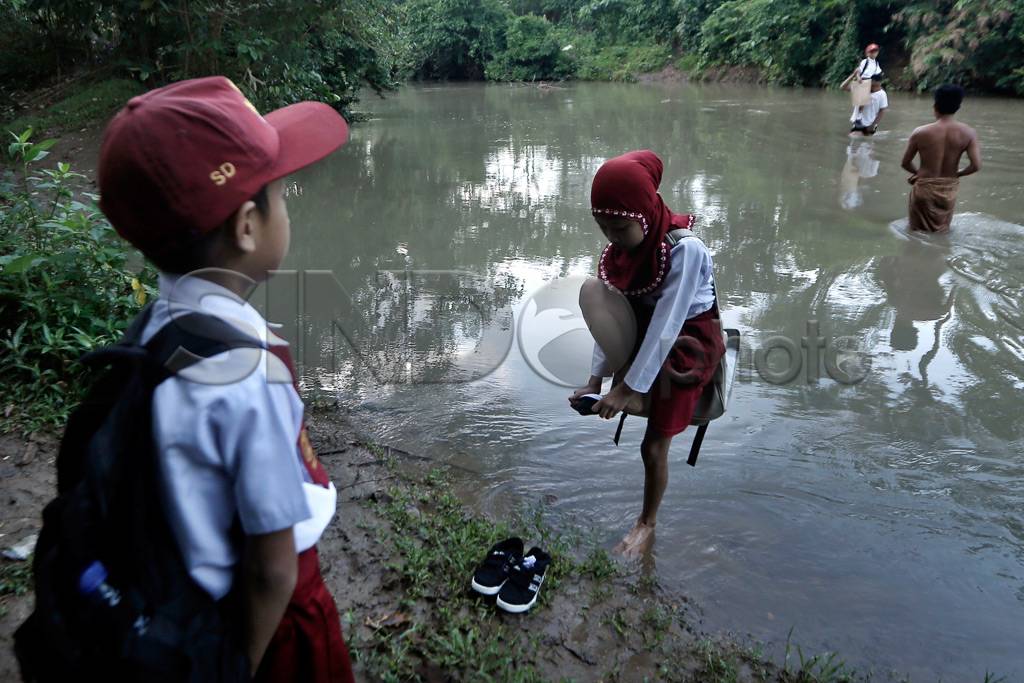 Kawat Baja Penyambung...