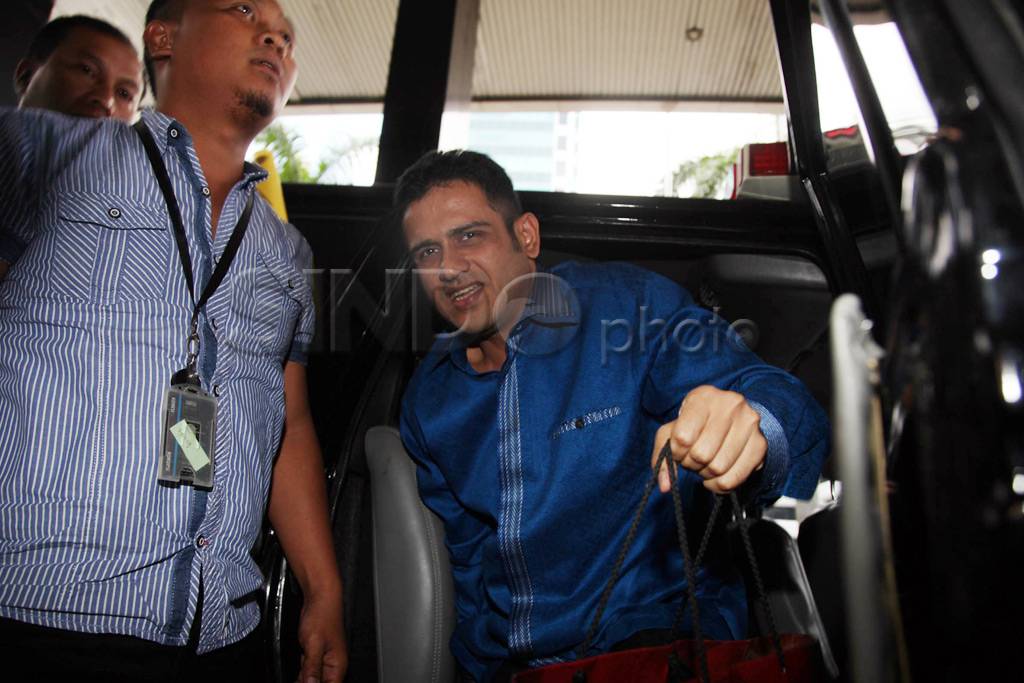 Nazaruddin Diperiksa...