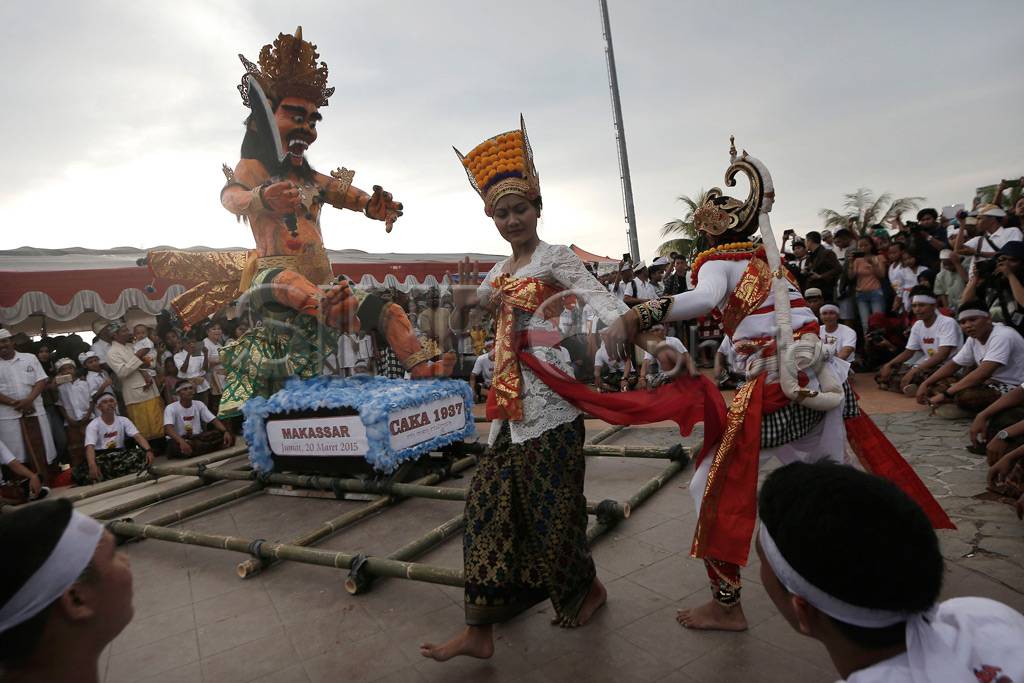 Ritual Melasti Jelang...