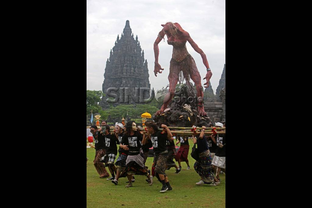 Puncak Tawur Agung di...