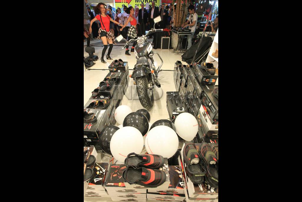 Sandal Khusus Bikers